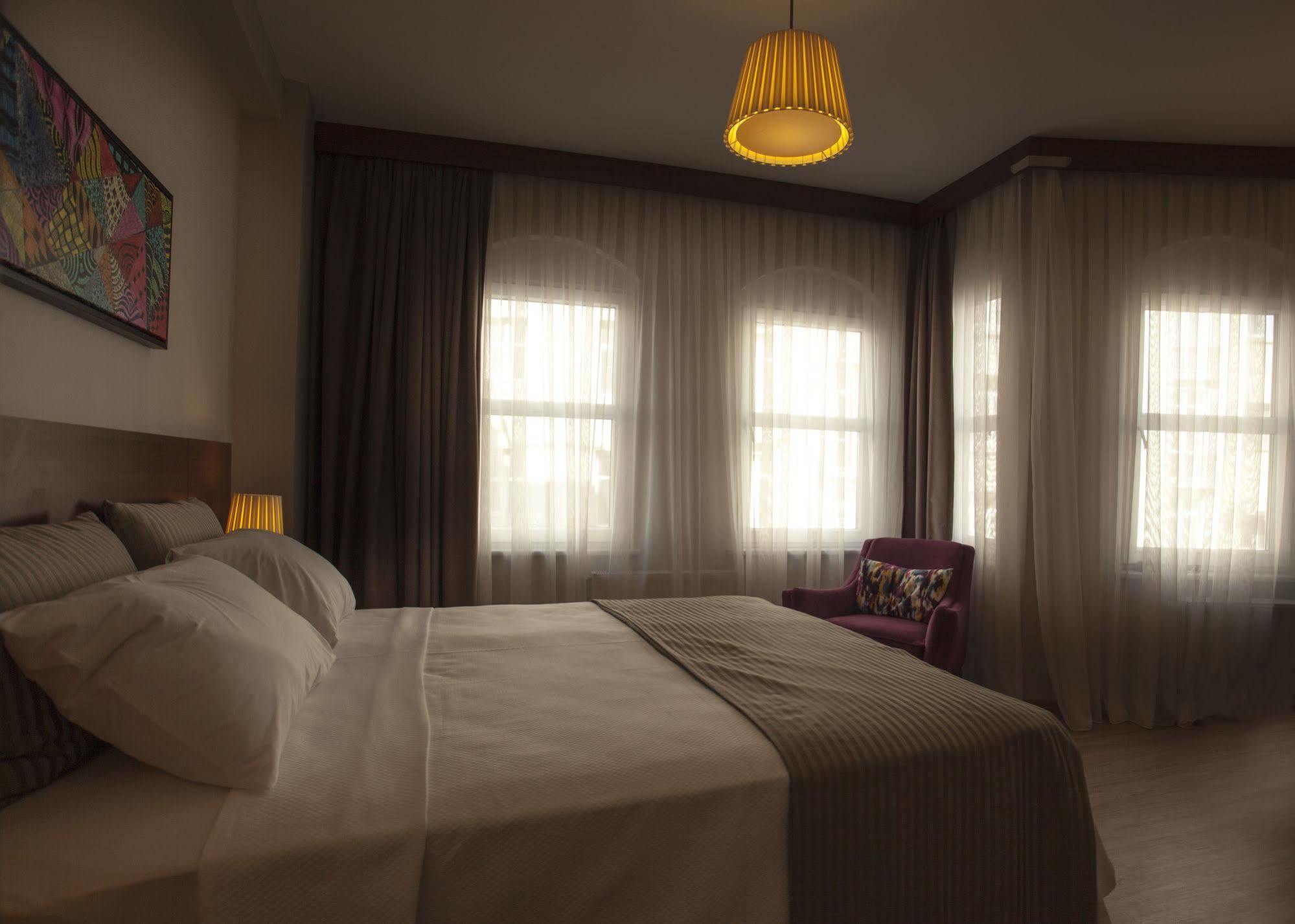 Cordis Hotel Istanboel Buitenkant foto